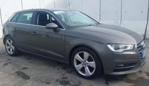 Reinforcer front audi - front,